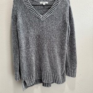 Orvis Women's Gray Sweater